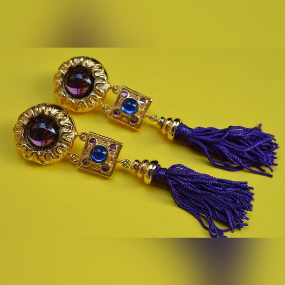 Authentic VINTAGE Clip-on Earrings by Margaretha Ley ESCADA. Early 1990s - Picture 7 of 13